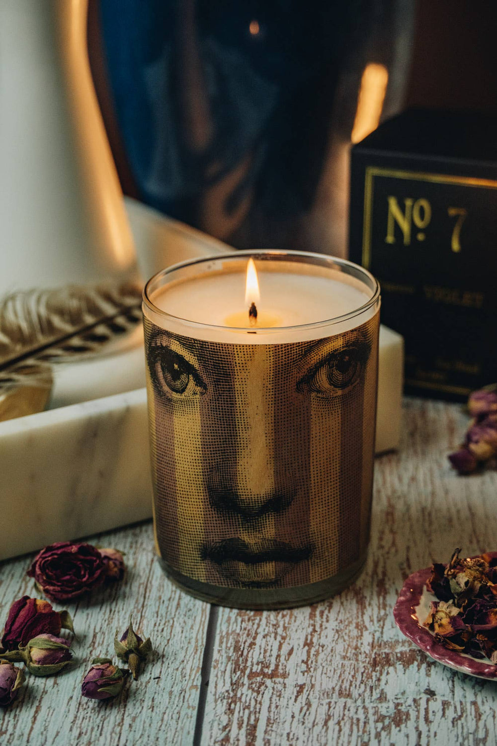 No 7 Violet Wood Wrapped Candle